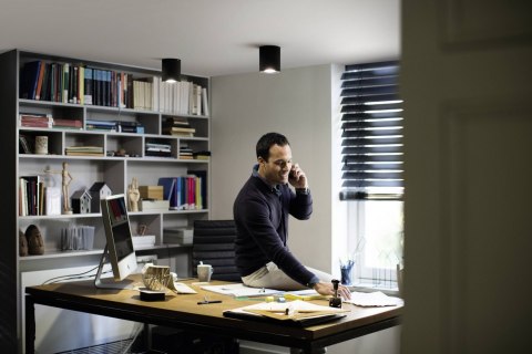 Oprawa sufitowa Philips Hue Pillar GU10 5W czarna