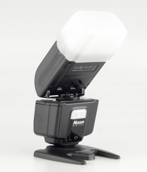 OKAZJA! Lampa błyskowa Nissin i40 (do fuji)