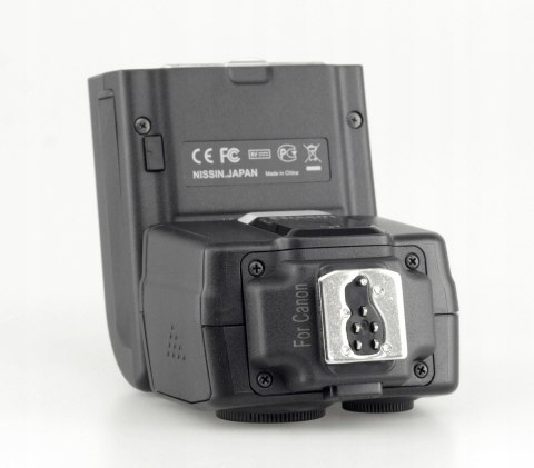 OKAZJA! Lampa błyskowa Nissin i40 (do fuji)