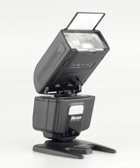 OKAZJA! Lampa błyskowa Nissin i40 (do fuji)