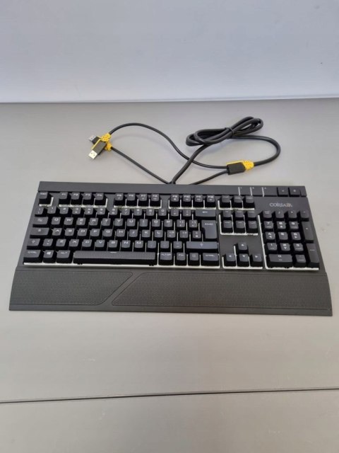 Corsair Strafe RGB Cherry MX Brown CH-9000094-IT