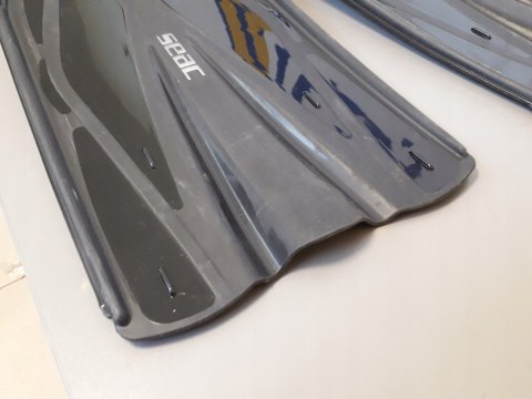 Płetwy regulowane paskowe F1 Seac - 71-37N/ L-XL