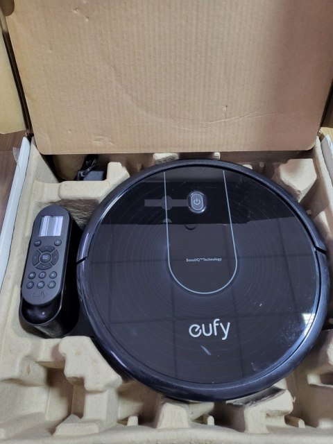 Robot sprzątający odkurzacz EUFY ROBOVAC 12 Robot sprzątający odkurzacz EUFY ROBOVAC 12